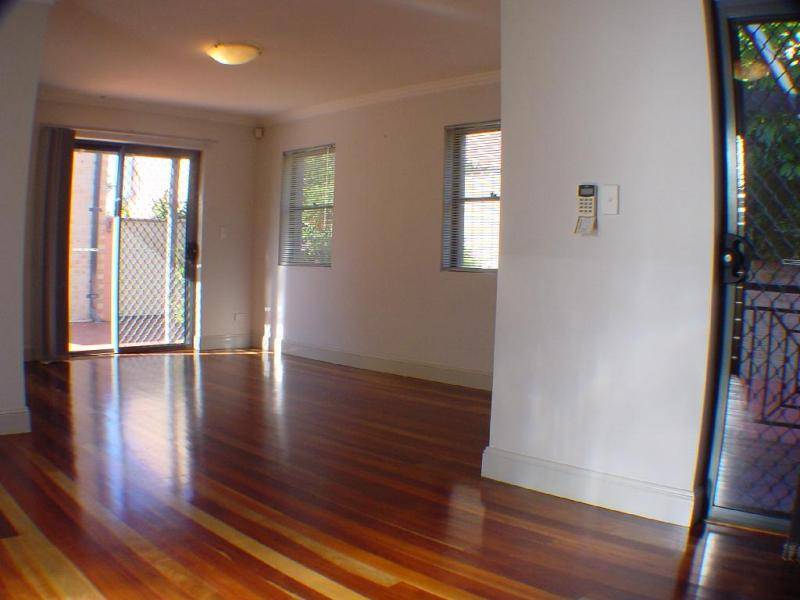 16 Wrights Road, Drummoyne NSW 2047