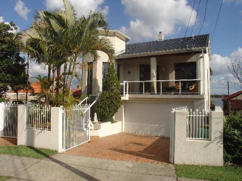 13 St Albans Street, Abbotsford NSW 2046