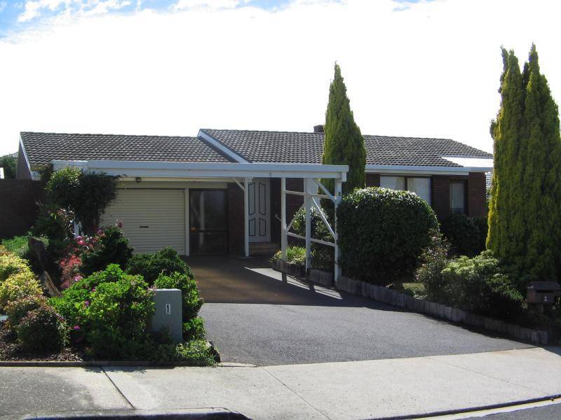 2 Saunders Court, Devonport TAS 7310