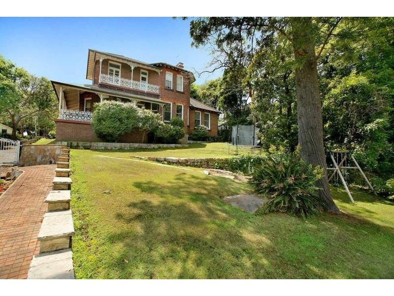 7 Wybalena Road, Hunters Hill NSW 2110