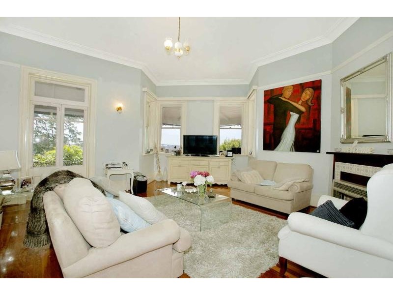 7 Wybalena Road, Hunters Hill NSW 2110