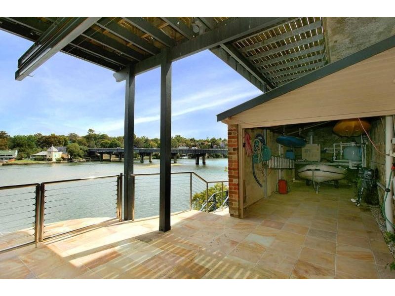 16 The Avenue  LINLEY POINT 2066, Linley Point NSW 2066