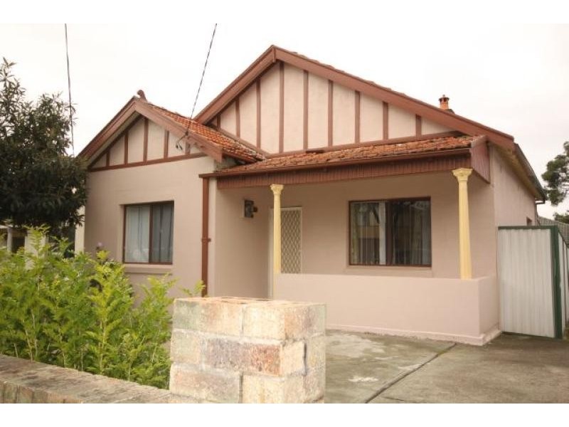 83 Acacia Avenue PUNCHBOWL 2196, Punchbowl NSW 2196