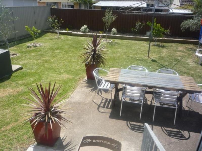 6 Leslie  Street ROSELANDS 2196, Roselands NSW 2196