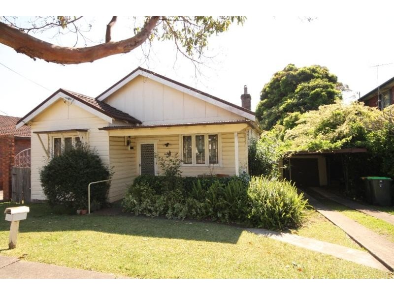 6 Faux Street WILEY PARK 2195, Wiley Park NSW 2195