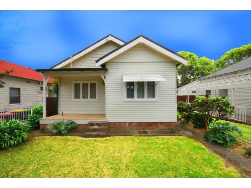 8 Edge  Street WILEY PARK 2195, Wiley Park NSW 2195