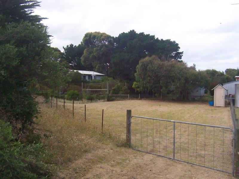 44 Saturn Parade VENUS BAY 3956, Venus Bay VIC 3956