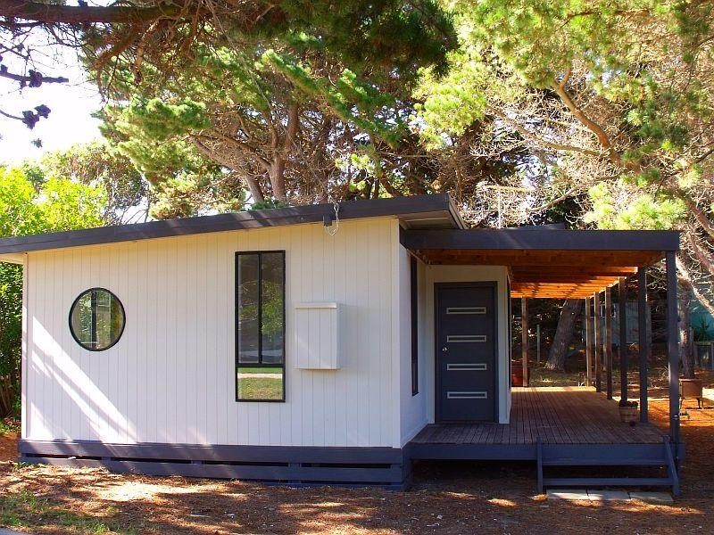 15 Saturn  Parade VENUS BAY 3956, Venus Bay VIC 3956