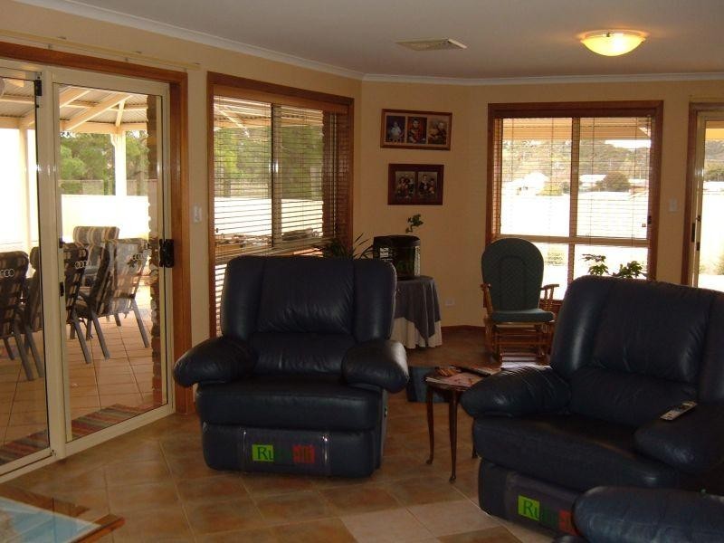 27 Hentschke Road  CLARE 5453, Clare SA 5453