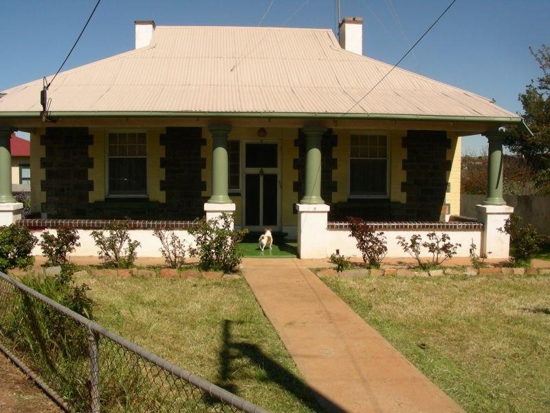 8 The Crescent  BURRA 5417, Burra SA 5417