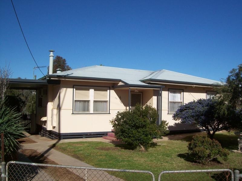 10 Smelts Road BURRA 5417, Burra SA 5417