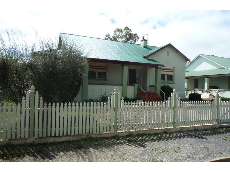 5  Smelts Road BURRA 5417, Burra SA 5417