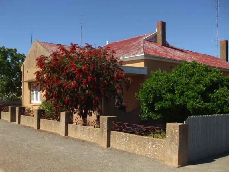 2 Sixth Street KOOLUNGA 5464, Koolunga SA 5464