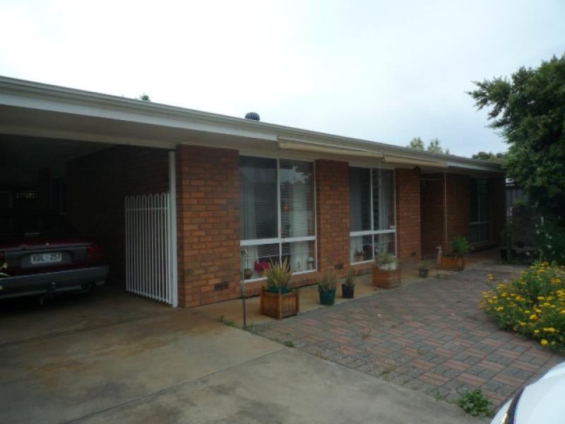 1 Sara Street RIVERTON 5412, Riverton SA 5412