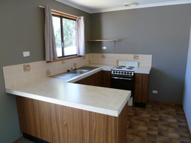 2/51 Victoria Road CLARE 5453, Clare SA 5453