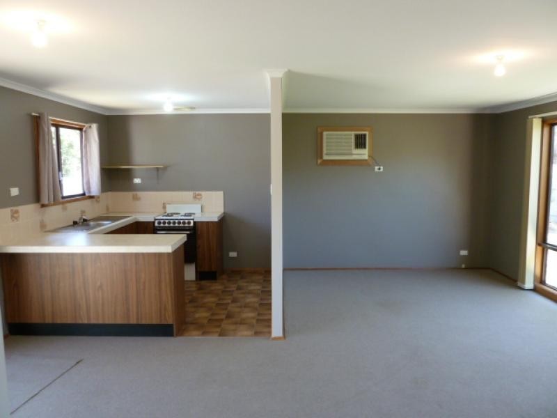 2/51 Victoria Road CLARE 5453, Clare SA 5453