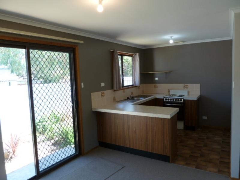 2/51 Victoria Road CLARE 5453, Clare SA 5453