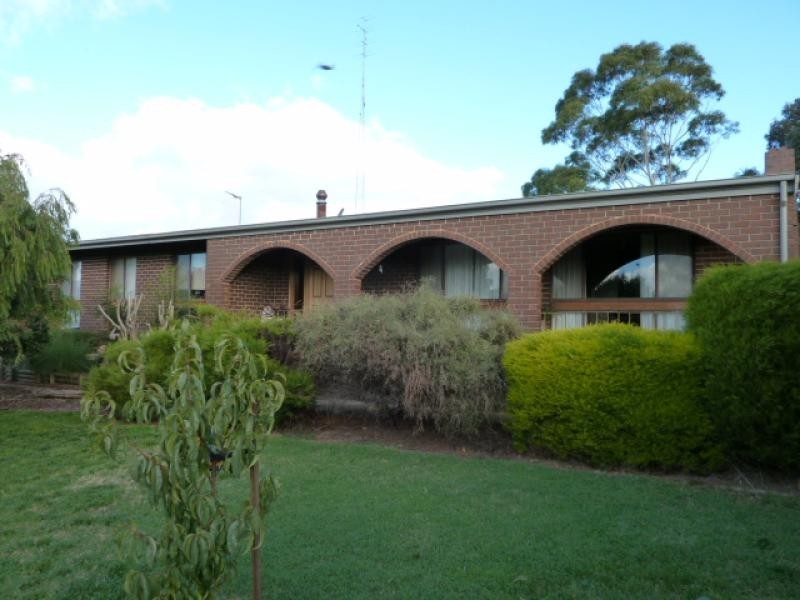 70 Blyth Road CLARE 5453, Clare SA 5453
