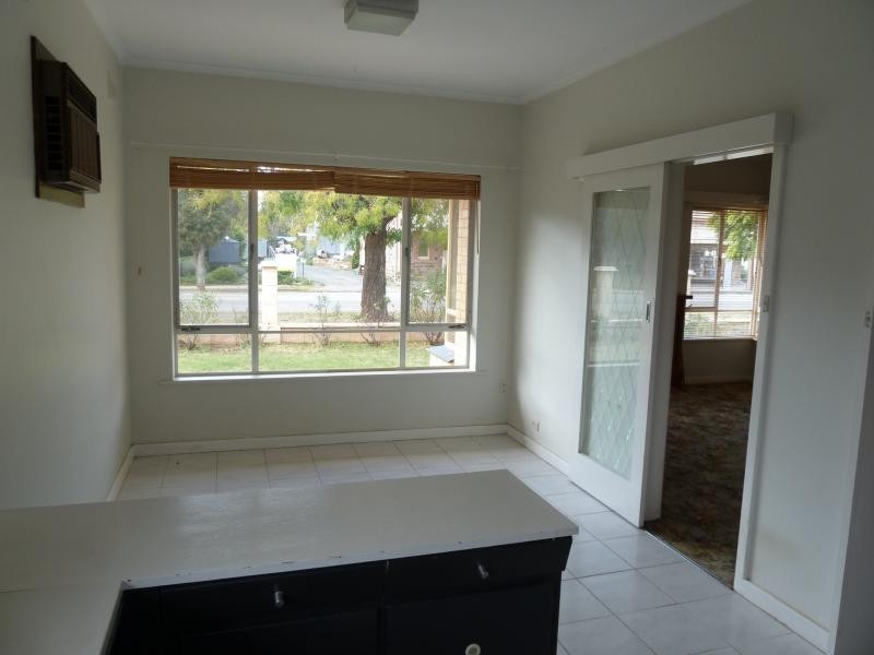 2 Young  Street BURRA 5417, Burra SA 5417