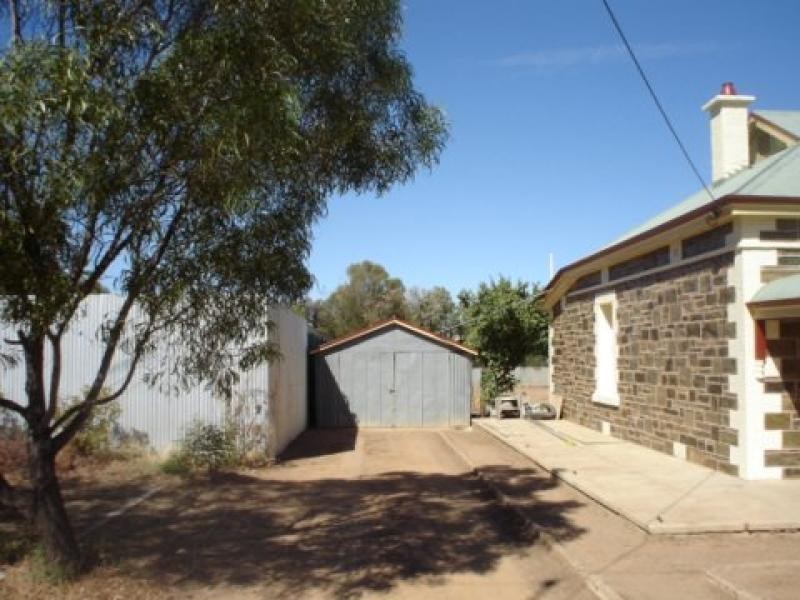35 Fourth Street ORROROO 5431, Orroroo SA 5431