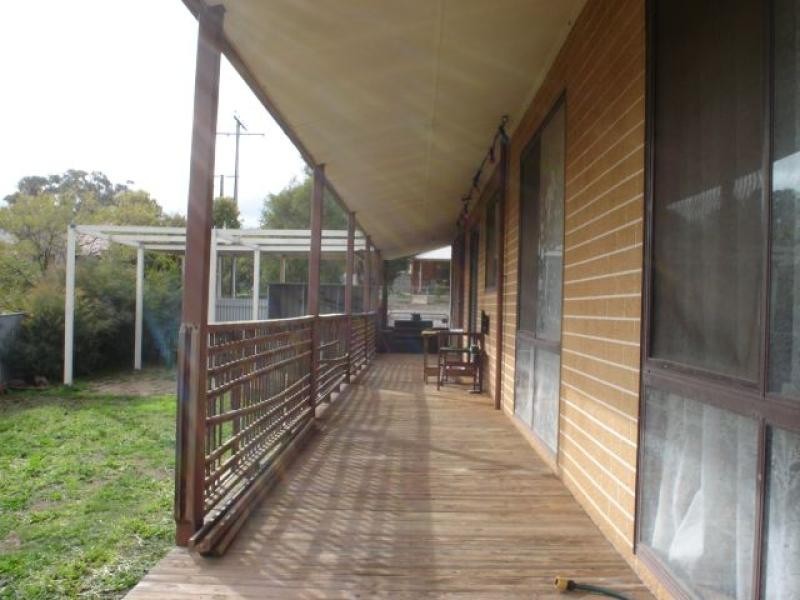 19 Fifth Street WIRRABARA 5481, Wirrabara SA 5481