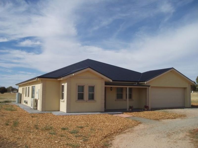 51 South Terrace JAMESTOWN 5491, Jamestown SA 5491