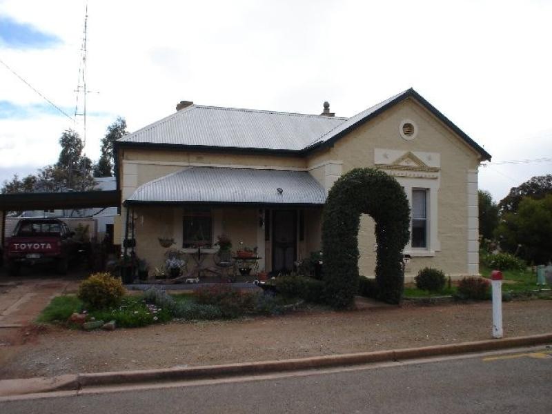 9 Dutton Street JAMESTOWN 5491, Jamestown SA 5491