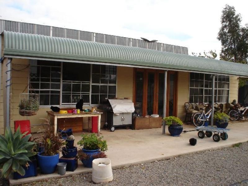 9 Dutton Street JAMESTOWN 5491, Jamestown SA 5491