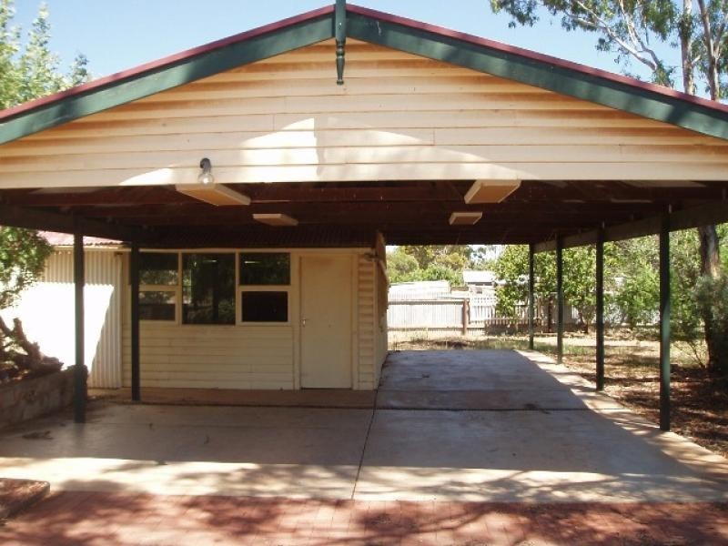 28 Clifton Road JAMESTOWN 5491, Jamestown SA 5491