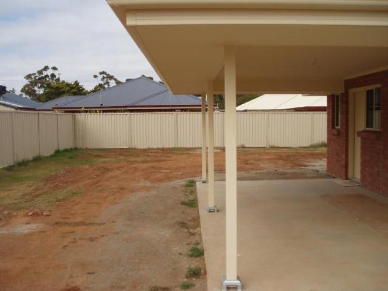 8 Boston Close JAMESTOWN 5491, Jamestown SA 5491