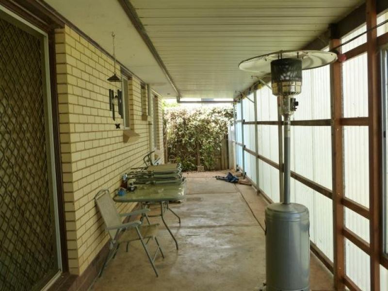 8 Dutton Street JAMESTOWN 5491, Jamestown SA 5491