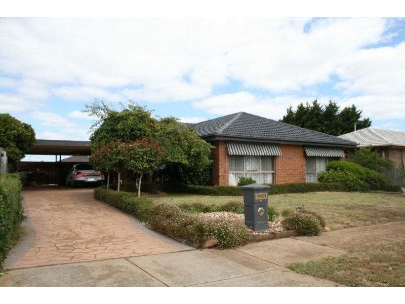 24 Denny Place MELTON SOUTH 3338, Melton South VIC 3338