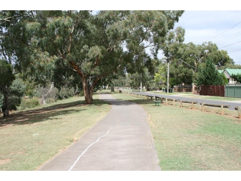 15 Tamar Drive MELTON SOUTH 3338, Melton South VIC 3338