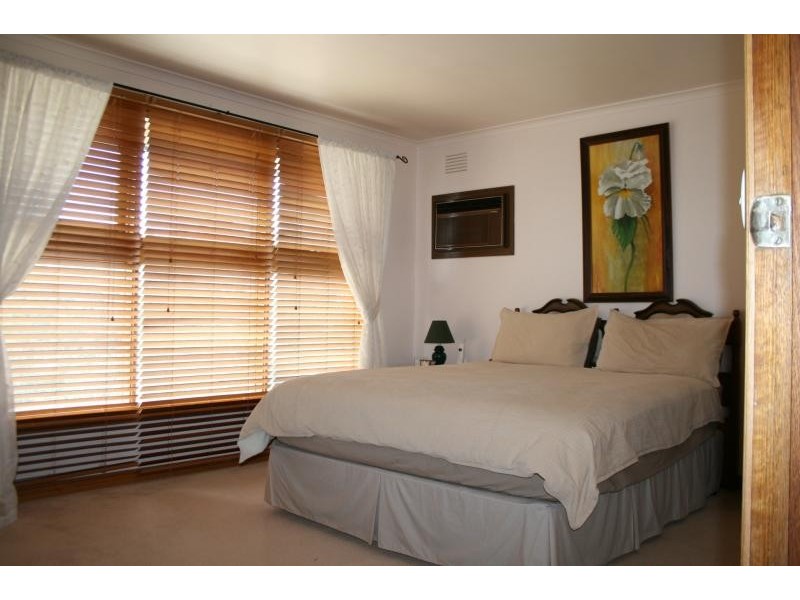 15 Tamar Drive MELTON SOUTH 3338, Melton South VIC 3338