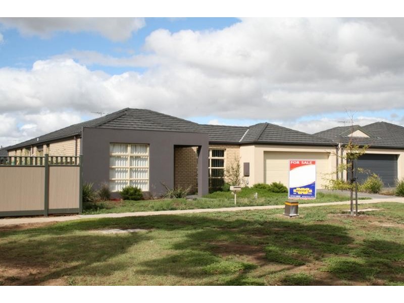 687 High  Street MELTON WEST 3337, Melton West VIC 3337