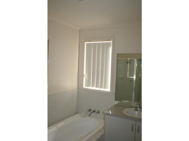 687 High  Street MELTON WEST 3337, Melton West VIC 3337