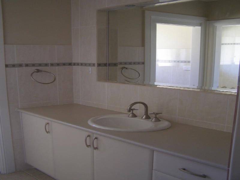 17 Majestic Way ORANGE 2800, Orange NSW 2800