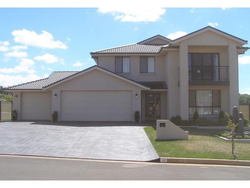 32 Stirling Avenue ORANGE 2800, Orange NSW 2800