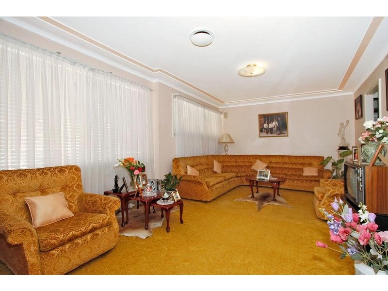 30 Oak Road KIRRAWEE 2232, Kirrawee NSW 2232