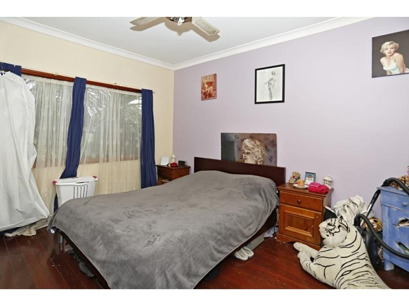 13 Easton Avenue SYLVANIA 2224, Sylvania NSW 2224
