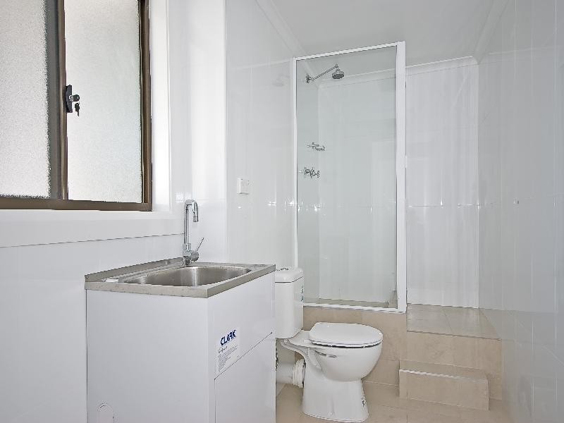 13 Easton  Avenue SYLVANIA 2224, Sylvania NSW 2224