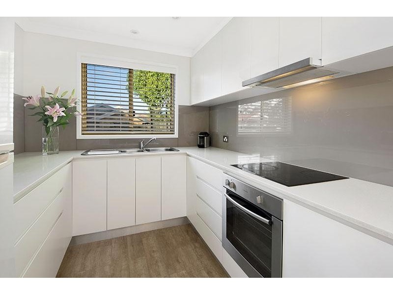 30b Tea Gardens Avenue, Kirrawee NSW 2232