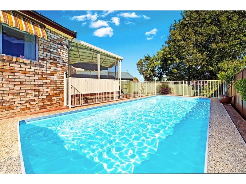 6 Pembroke Street, Sylvania NSW 2224