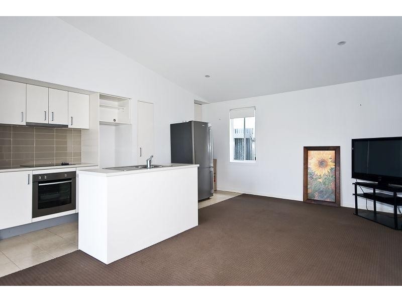 17B Clio Street, Sutherland NSW 2232