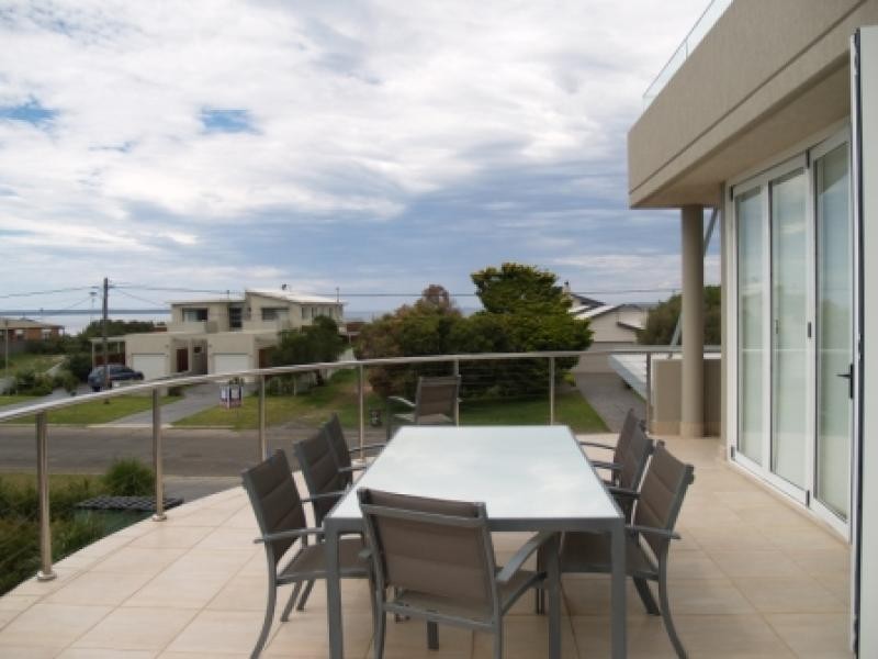 5/114 Quay  Road, Callala Beach NSW 2540