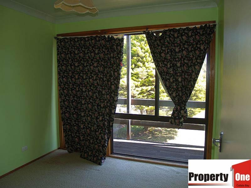 12 Parkes Crescent, Callala Beach NSW 2540