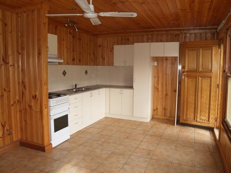 111a Queen Mary Street, Callala Beach NSW 2540