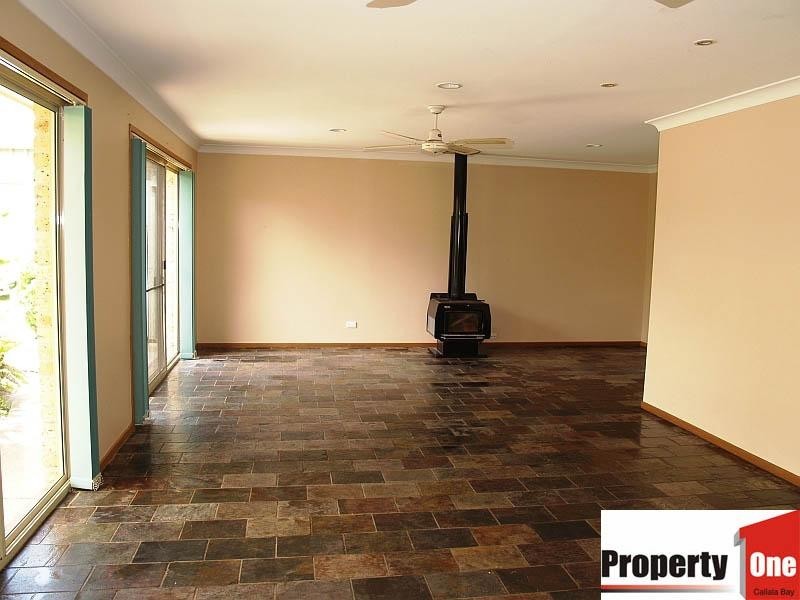 16 Hollingsworth Crescent, Callala Bay NSW 2540