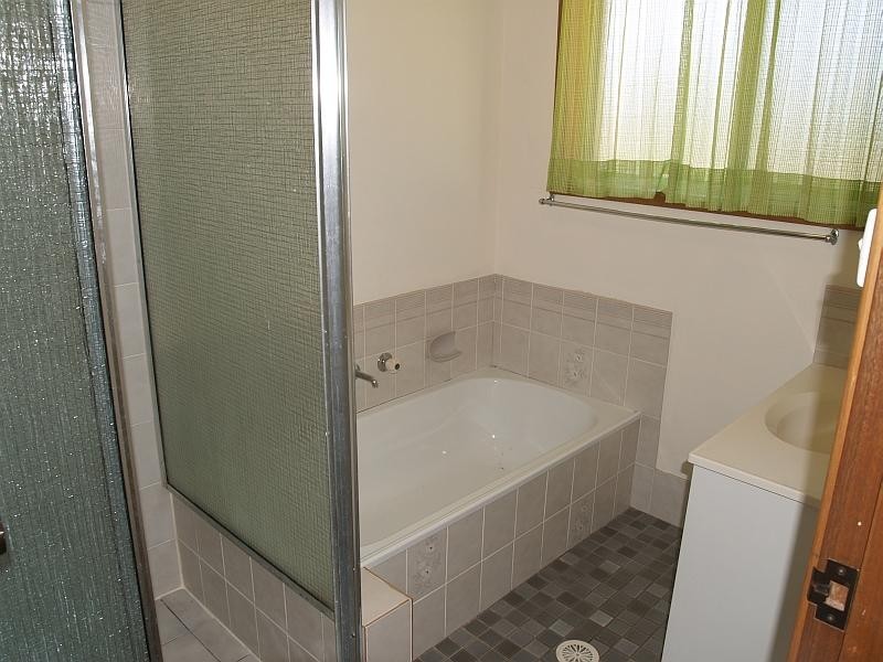 24 Lackersteen Street, Callala Bay NSW 2540