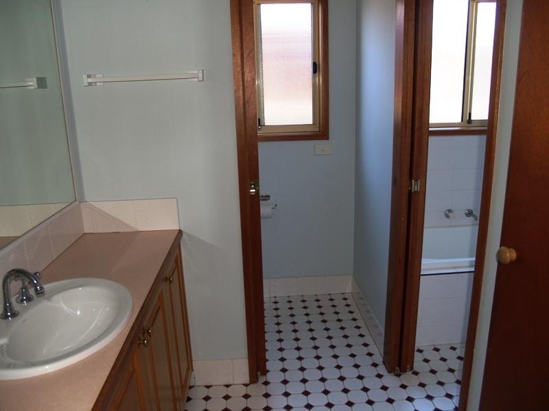 3 Carson Crescent, Callala Bay NSW 2540